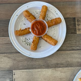 MOZARELLA STICKS (6)